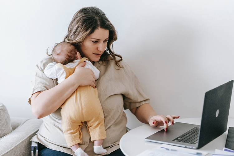 parent looking for mortgages on maternity leave